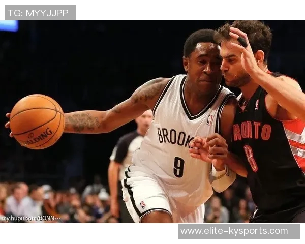 马尚布鲁克斯的篮球之路与职业生涯的辉煌成就探讨